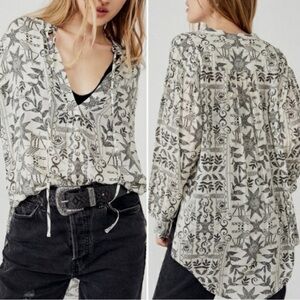 Free people Mia Tunic Tea Combo- ivory and black women’s size small